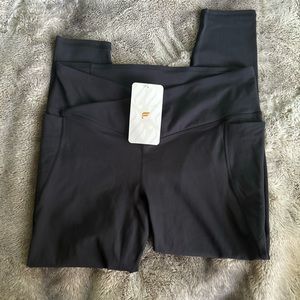 Fabletics Oasis Crossover Leggings With Pockets 7/8 Size Large New With Tags